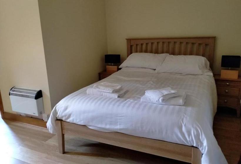 هاستل Warmans Barn