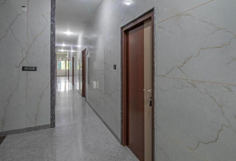 Itsy Hotels Pranav