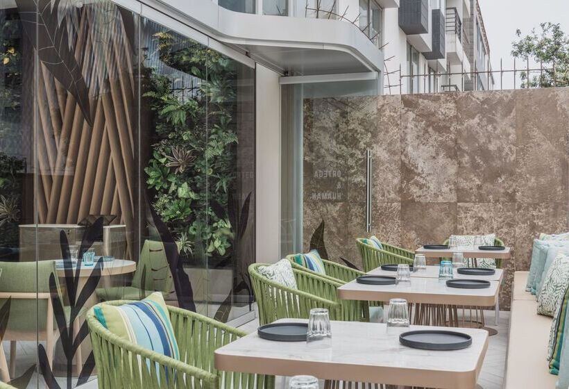 هتل Iberostar Selection Miraflores