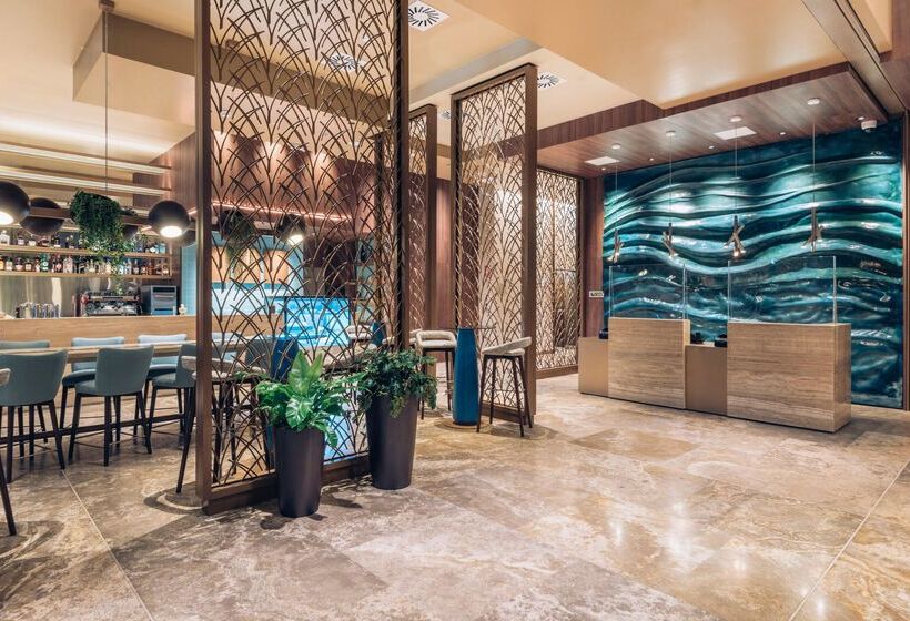 هتل Iberostar Selection Miraflores