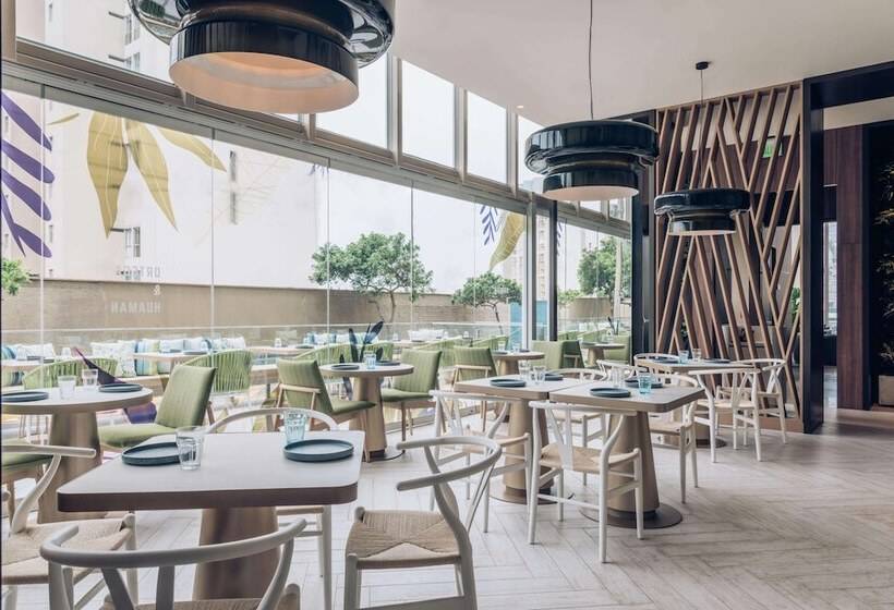 هتل Iberostar Selection Miraflores