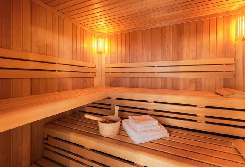 هتل Holiday Inn   The Niu, Amity Potsdam, An Ihg