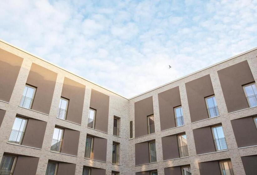 هتل Holiday Inn   The Niu, Amity Potsdam, An Ihg