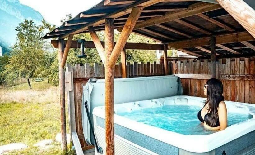 پانسیون Chalet Saloon Avec Spa Privatif En Illimité