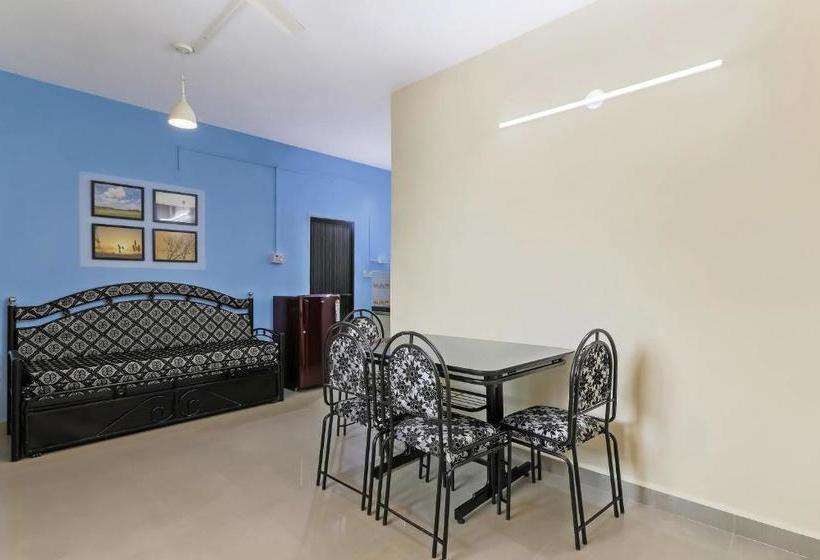 펜션 Oyo Home 81707 Elegant 1bhk Varca