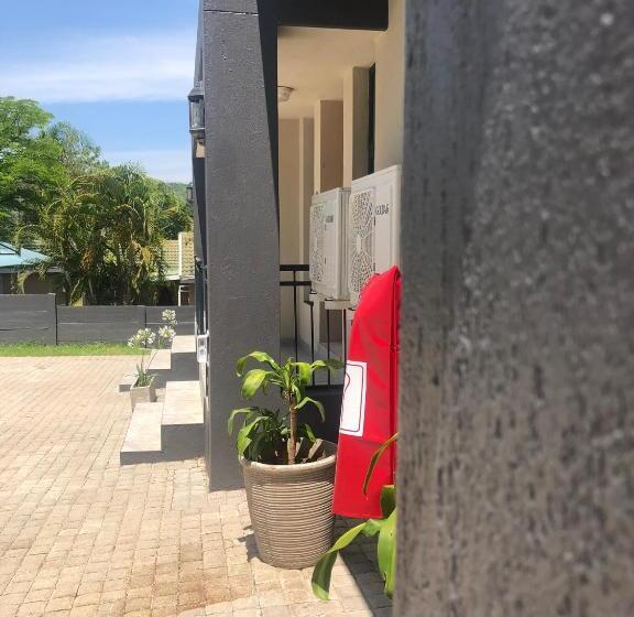 پانسیون Spring Acres Guesthouse