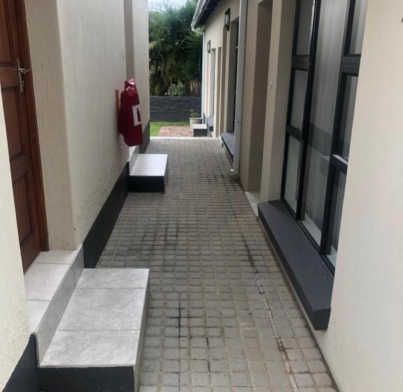 پانسیون Spring Acres Guesthouse