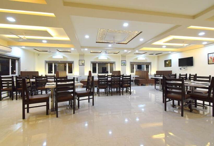 The Sky Imperial  Hotel Gopal Darshan