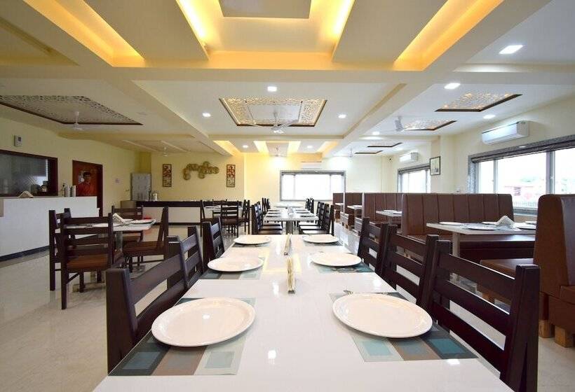 The Sky Imperial  Hotel Gopal Darshan