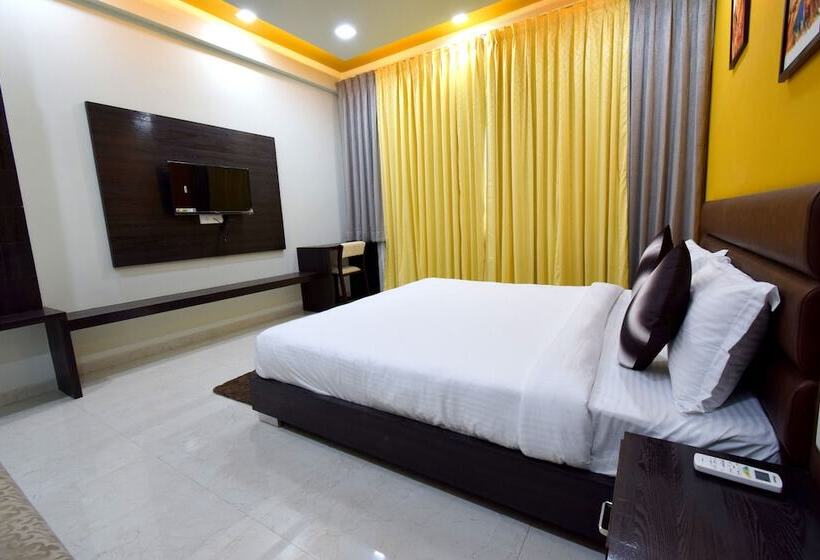 The Sky Imperial  Hotel Gopal Darshan