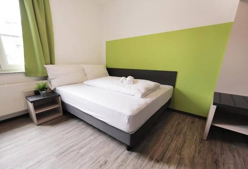 تختخواب و صبحانه Bp24 Hotel Eschweiler