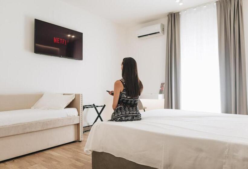 تختخواب و صبحانه Centoquindici Rooms & Suite