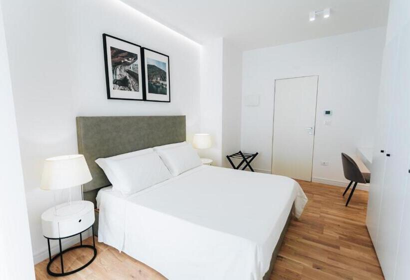 تختخواب و صبحانه Centoquindici Rooms & Suite