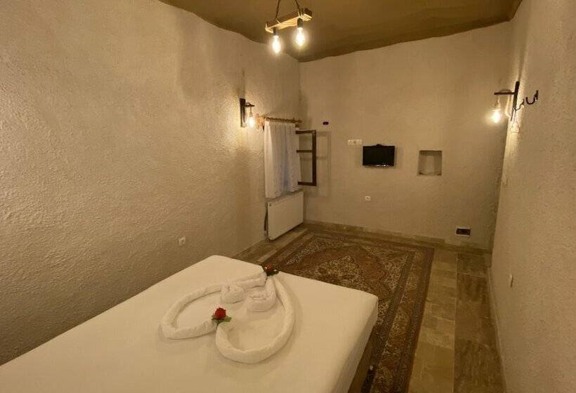هتل Cappadocia Urgup Stone House
