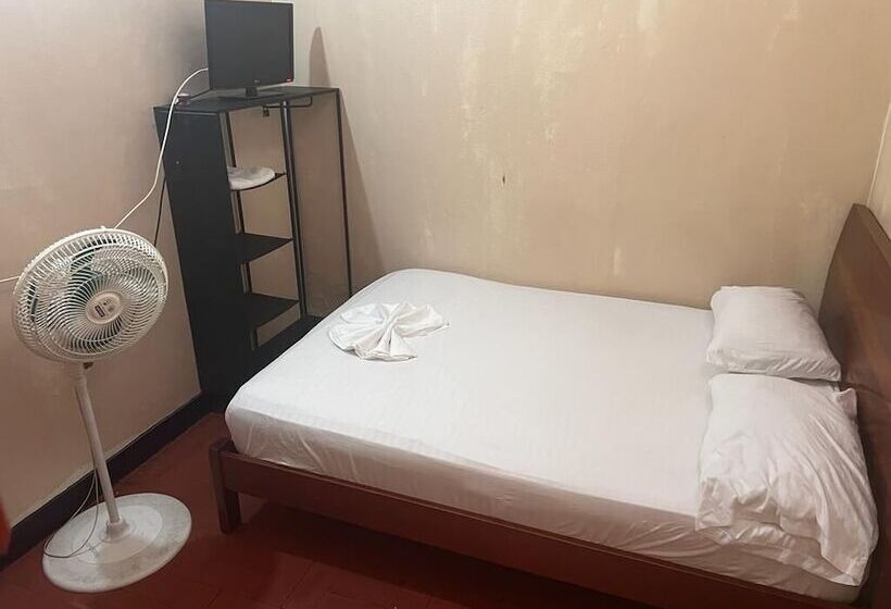 هتل Nuevo Hospedaje Benny