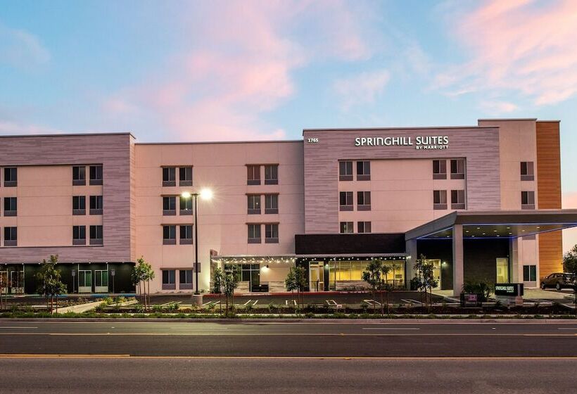 هتل Springhill Suites By Marriott Riverside Redlands