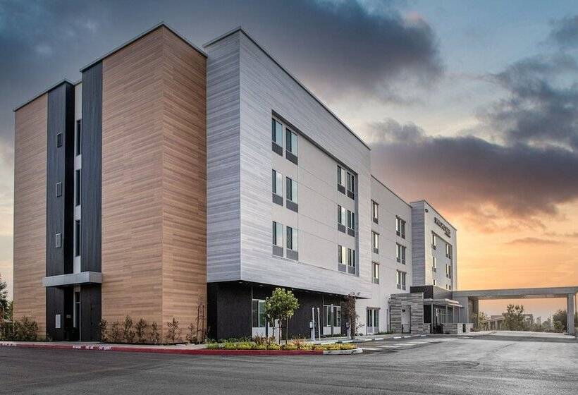 هتل Springhill Suites By Marriott Riverside Redlands