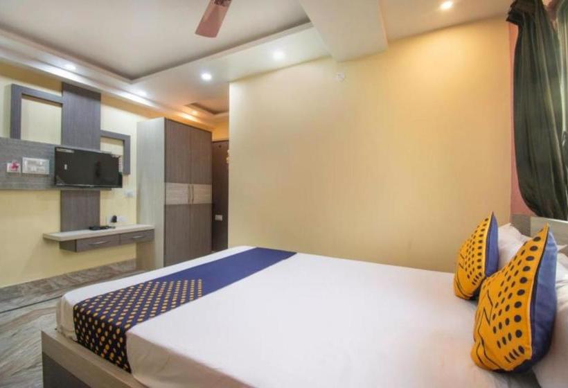 فندق Staymaker Rajeshwari Inn