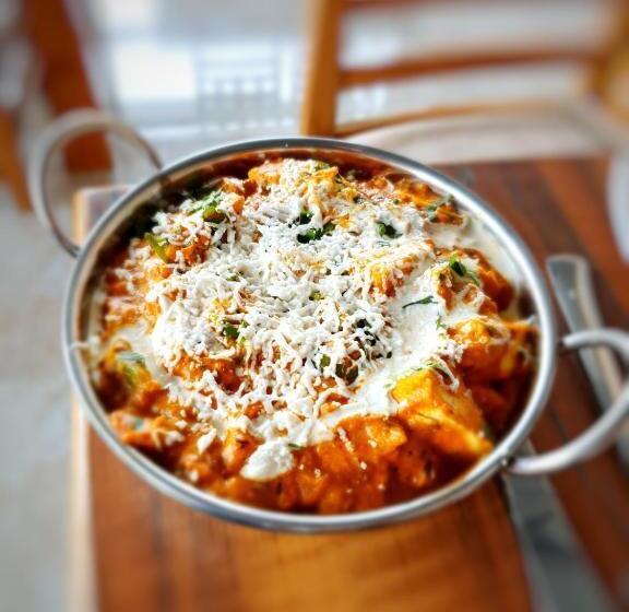 בית מלון כפרי The Park Residency