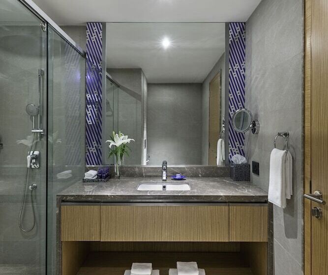 هتل Vivanta Bhubaneswar Dn Square