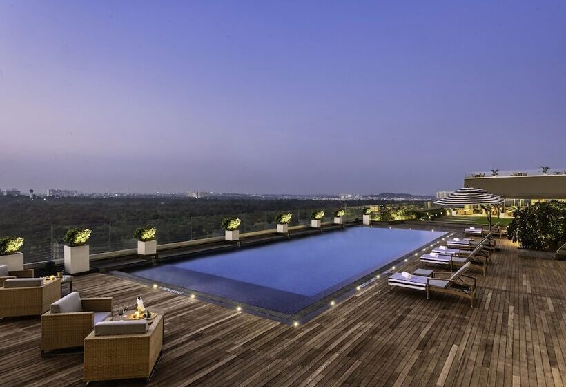 هتل Vivanta Bhubaneswar Dn Square