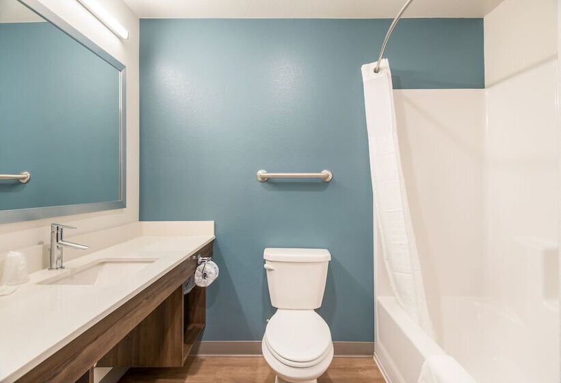 בית מלון כפרי Woodspring Suites Missoula