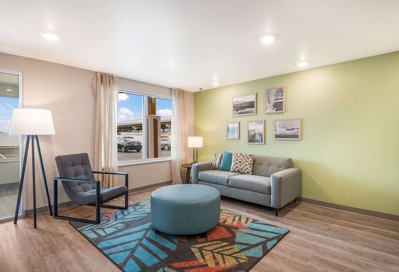 בית מלון כפרי Woodspring Suites Missoula