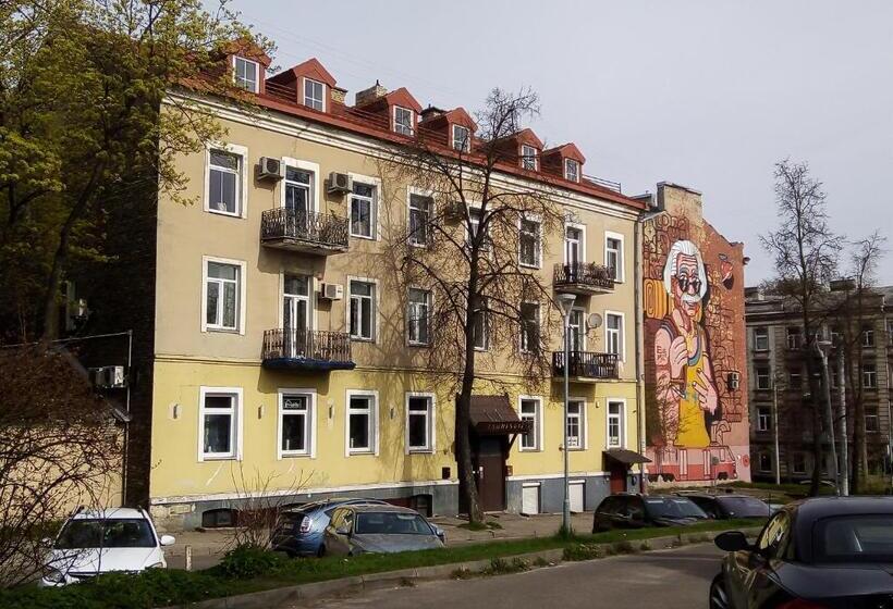 Hellovilniushostel