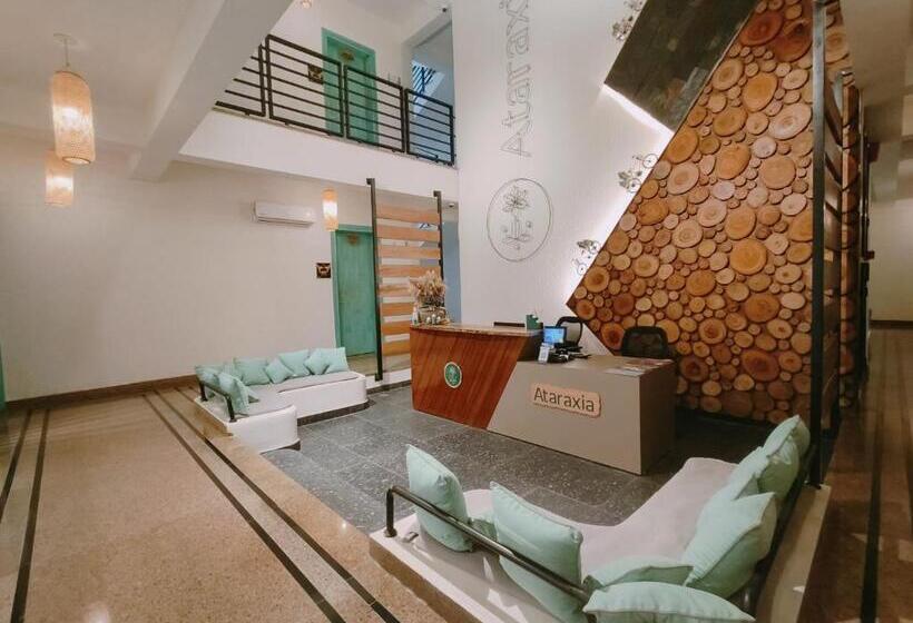 هتل Ataraxia Crestmont Resorts & Spa