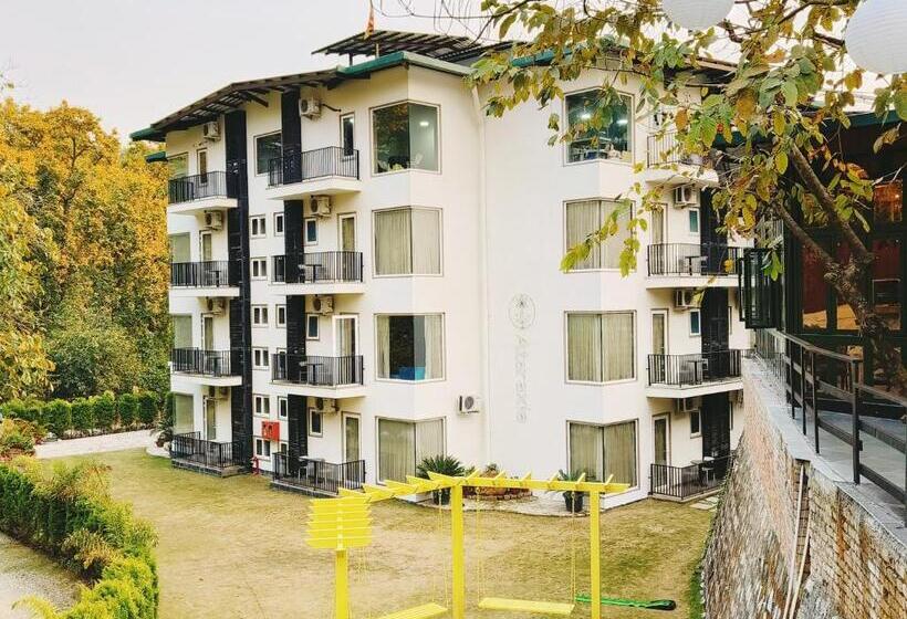 هتل Ataraxia Crestmont Resorts & Spa