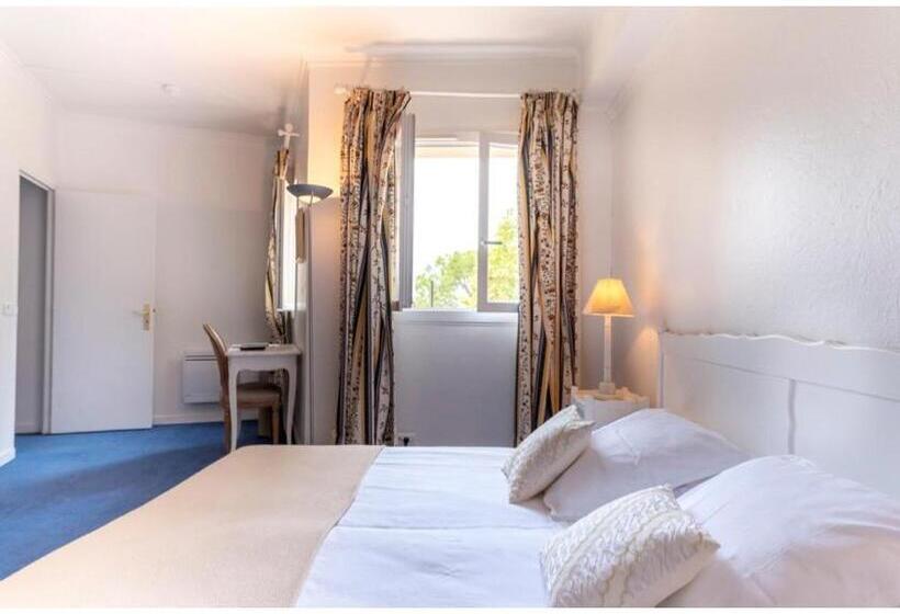 فندق Auberge Du Redier