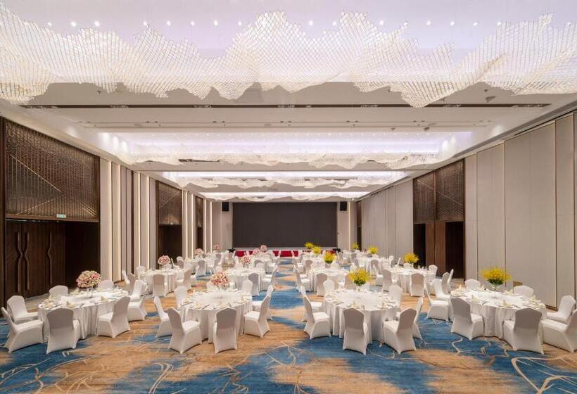 هتل Radisson Collection Resort, Nanjing