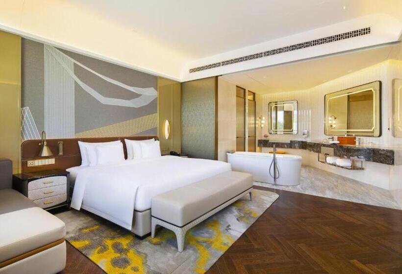 هتل Radisson Collection Resort, Nanjing