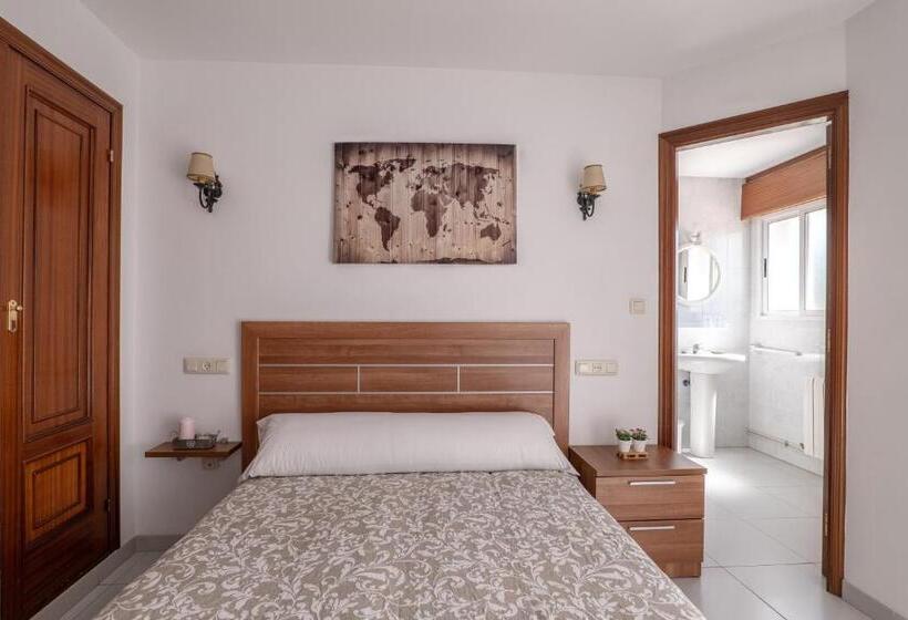 پانسیون Galerna Hostal