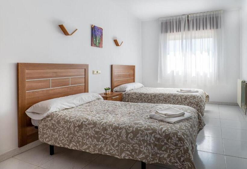 پانسیون Galerna Hostal