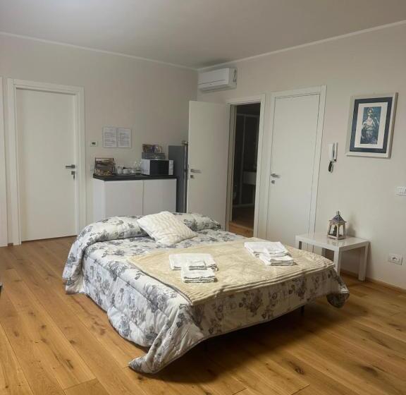 پانسیون Podere Belsogno Miniappartamento Roseto