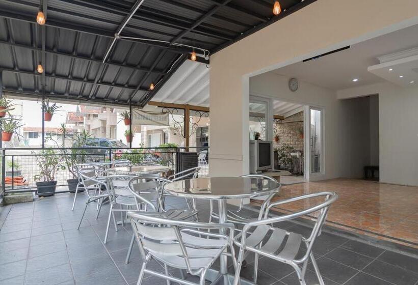 Fotos del hotel Rossan Villa Redpartner:  8