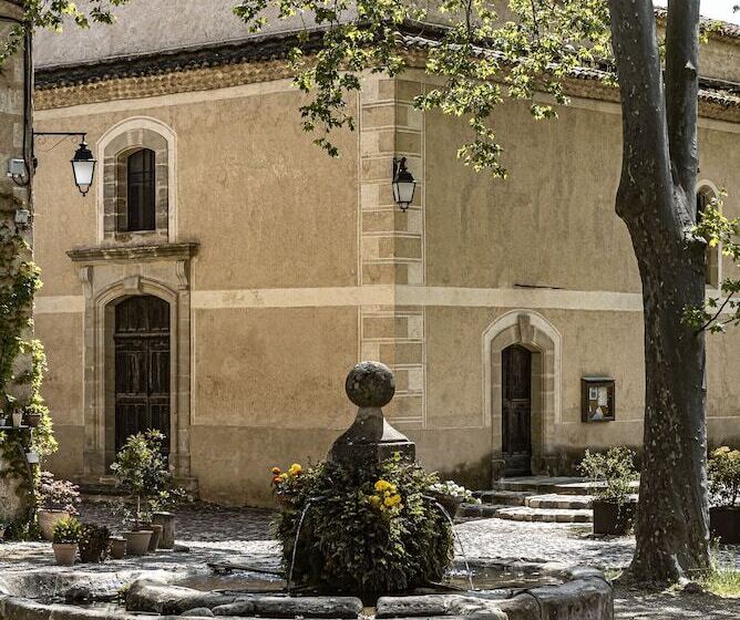 مبيت وإفطار Souki ~ Lodges & Spa