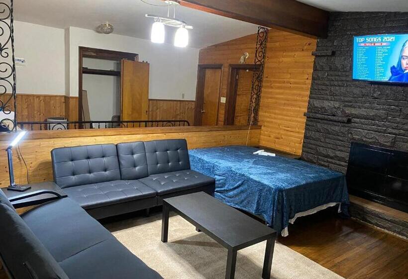 Hillcrest Motel