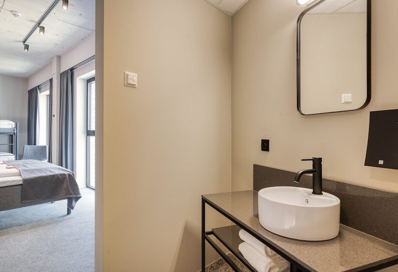 هتل Citybox Antwerp