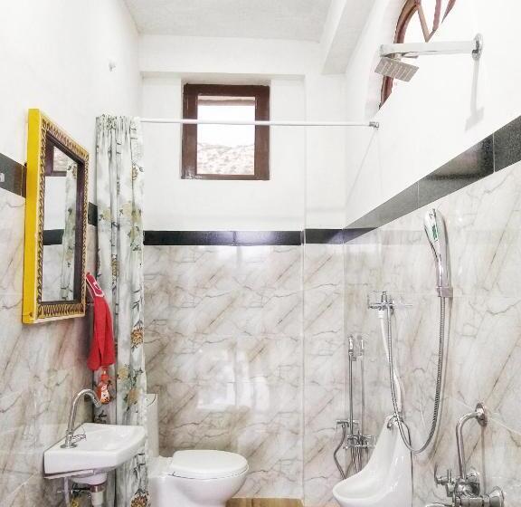 فندق Ghodela Niwas