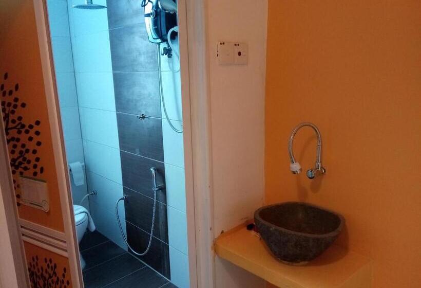 فندق The Serai Cottage Transit