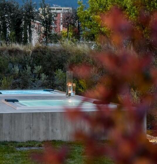Kairos Resort & Spa