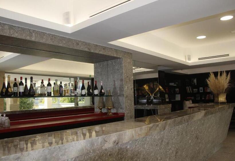 Kairos Resort & Spa
