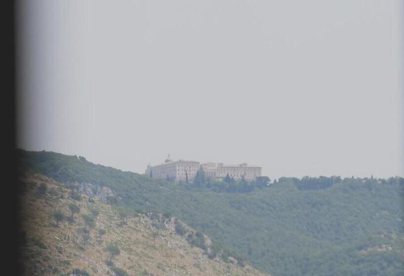 Kairos Resort & Spa