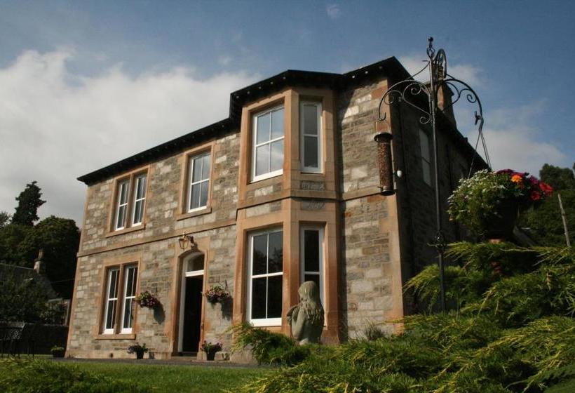 بنسيون Arrandale House