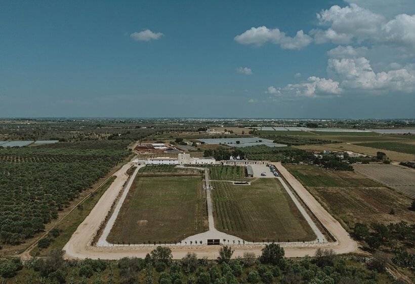 استراحتگاه Masseria Corsano