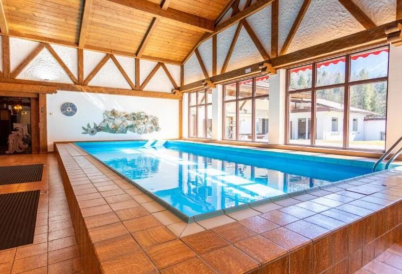 Aktivhotel & Gasthof Schmelz Ihr Urlaubs Hotel In Inzell Mit Wellness Hallenbad, Alpensauna & Dampfb