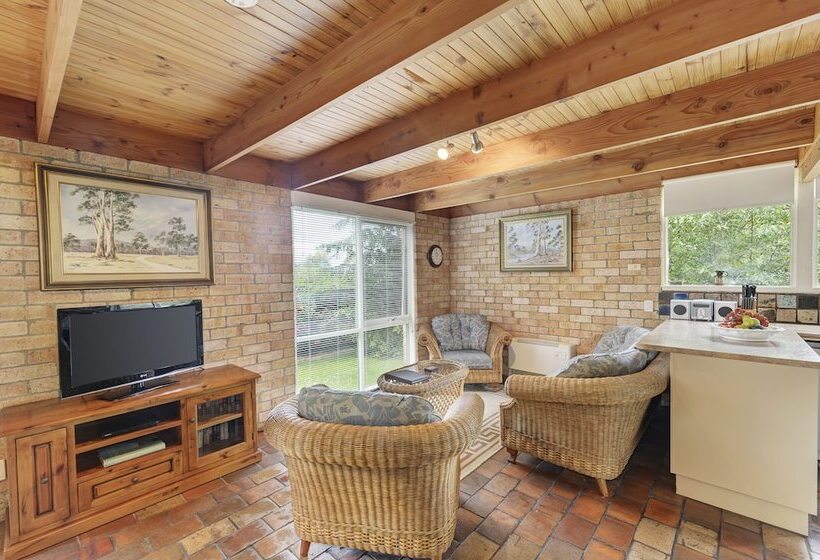 Bungunyah Apartments