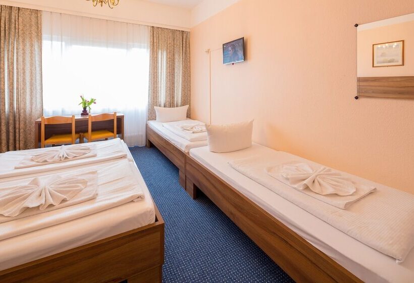 Fotos del hotel Alper  Am Potsdamer Platz:  3